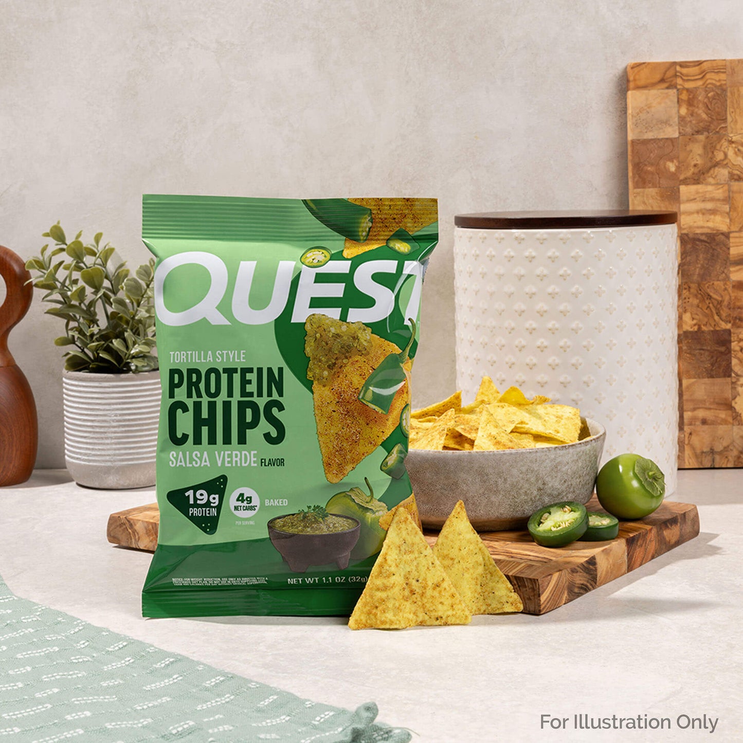 salsa-verde-tortilla-style-protein-chips-p9 qst-016419-salsa-verde-tortilla-style-protein-chips_5.jpg